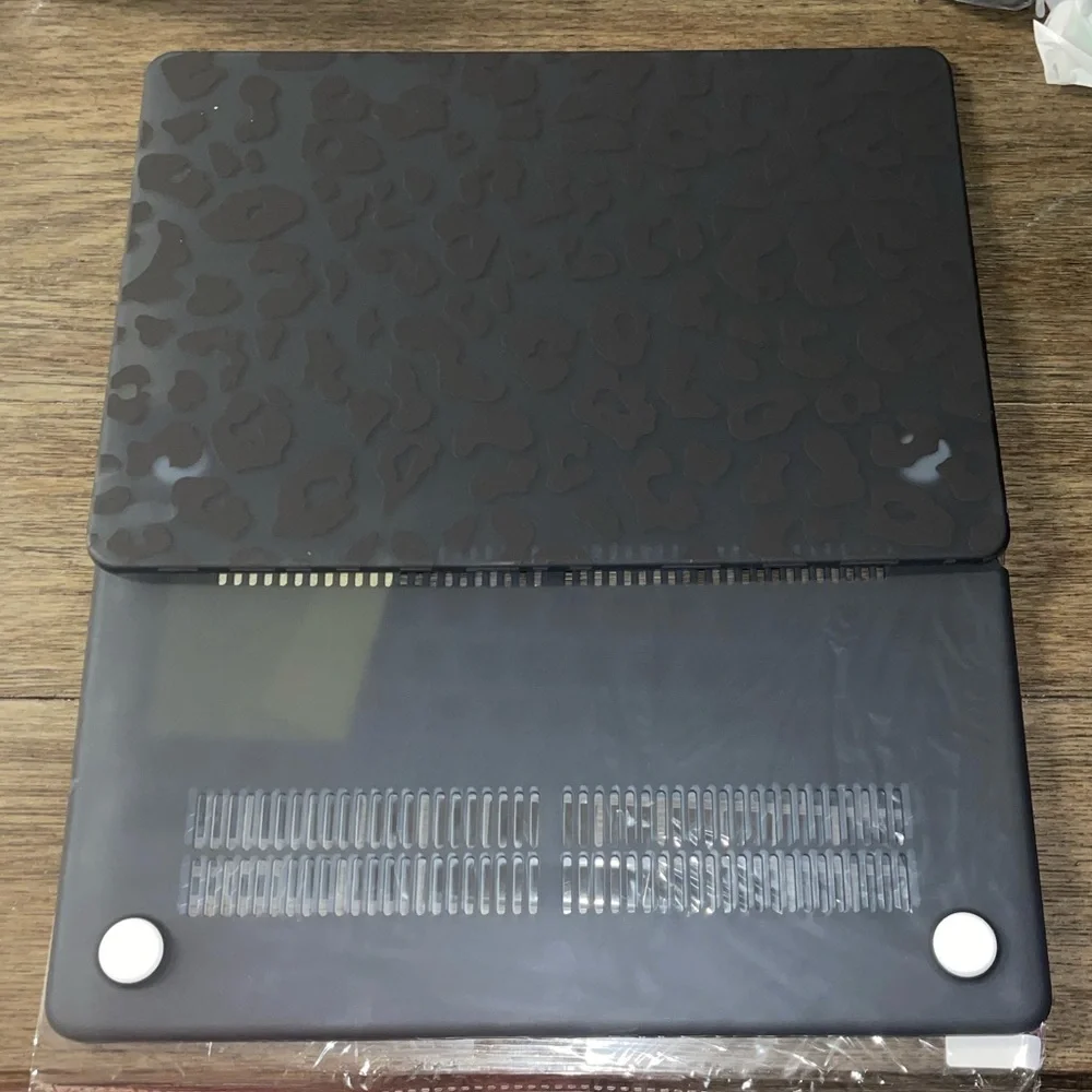 Black Wireless Keyboard with Case